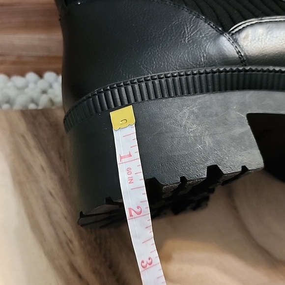 BCBG STYLE MONTANA WOMAN'S 9.5 LEATHER/ZIPPER SWEATER COMBAT BOOTS NWOB - Picture 14 of 16